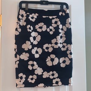 Flower pencil skirt